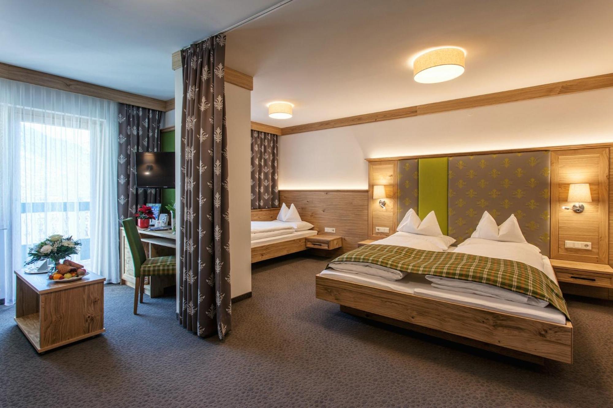 Hotel Zum Stern - Bergbahnen Inklusive Im Sommer 2025 Bad Hofgastein Exteriör bild