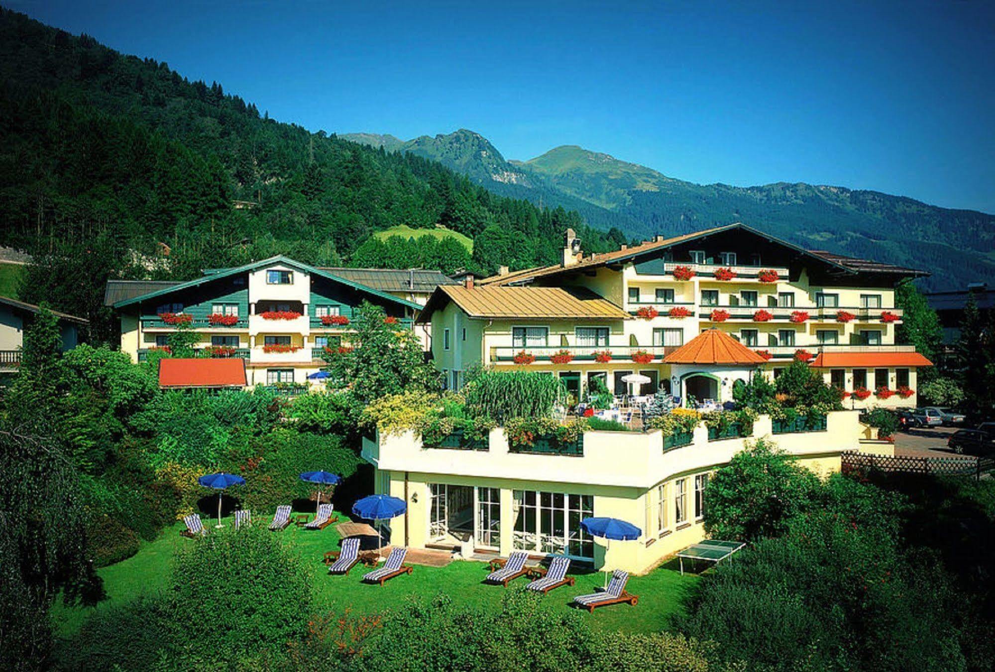 Hotel Zum Stern - Bergbahnen Inklusive Im Sommer 2025 Bad Hofgastein Exteriör bild