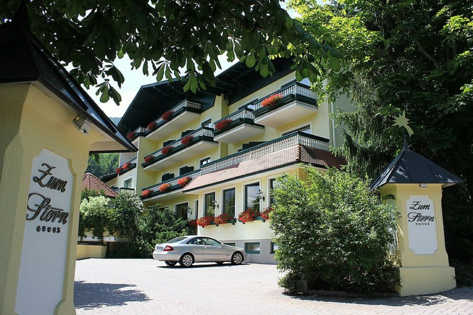 Hotel Zum Stern - Bergbahnen Inklusive Im Sommer 2025 Bad Hofgastein Exteriör bild